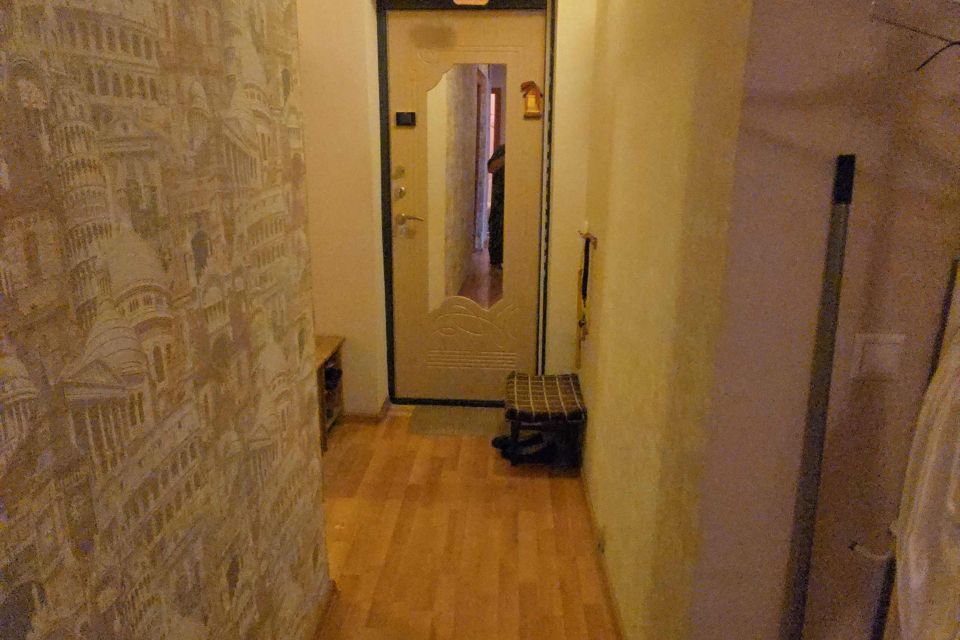 Продаётся 3-комнатная квартира, 59.5 м²