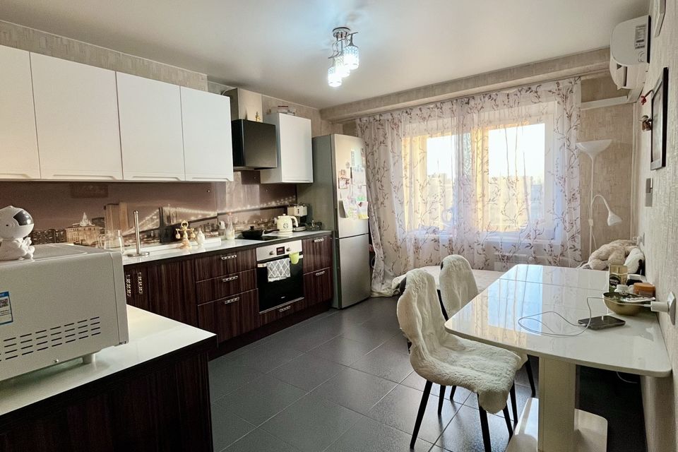 Продаётся 1-комнатная квартира, 43 м²