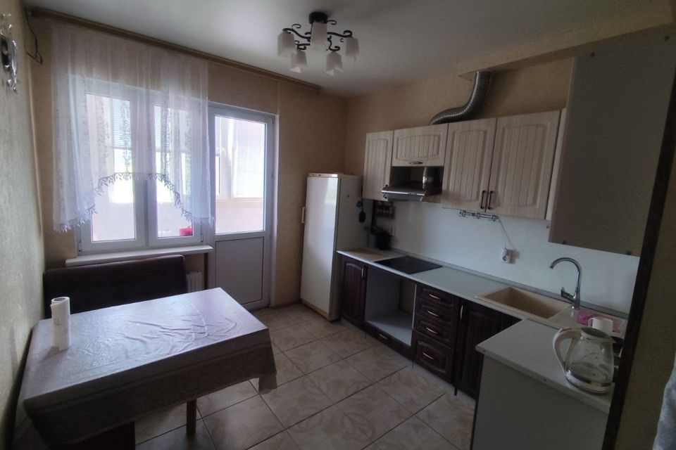 Сдаётся 2-комнатная квартира, 38 м²