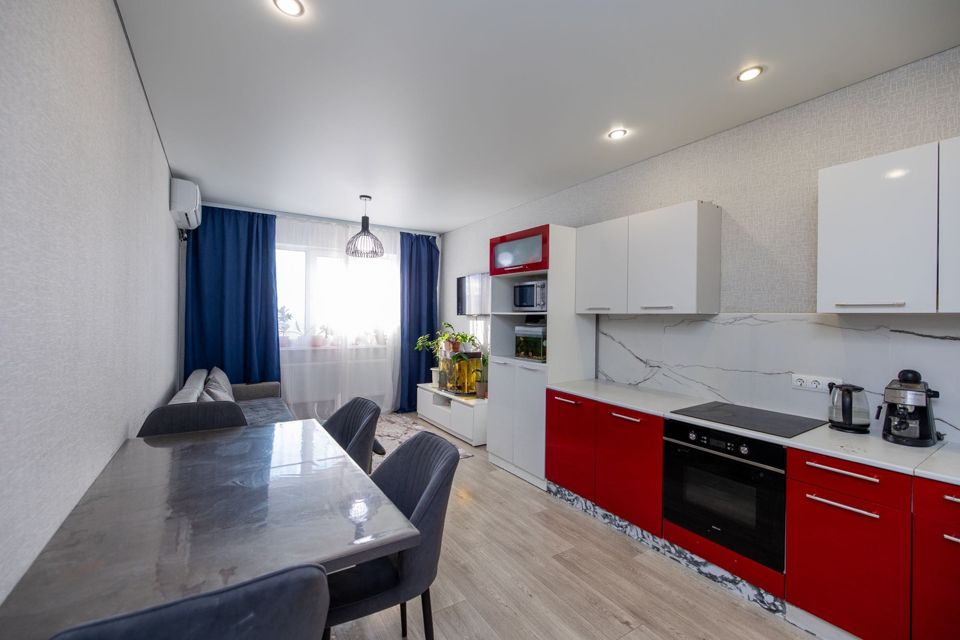 Продаётся 2-комнатная квартира, 59.6 м²