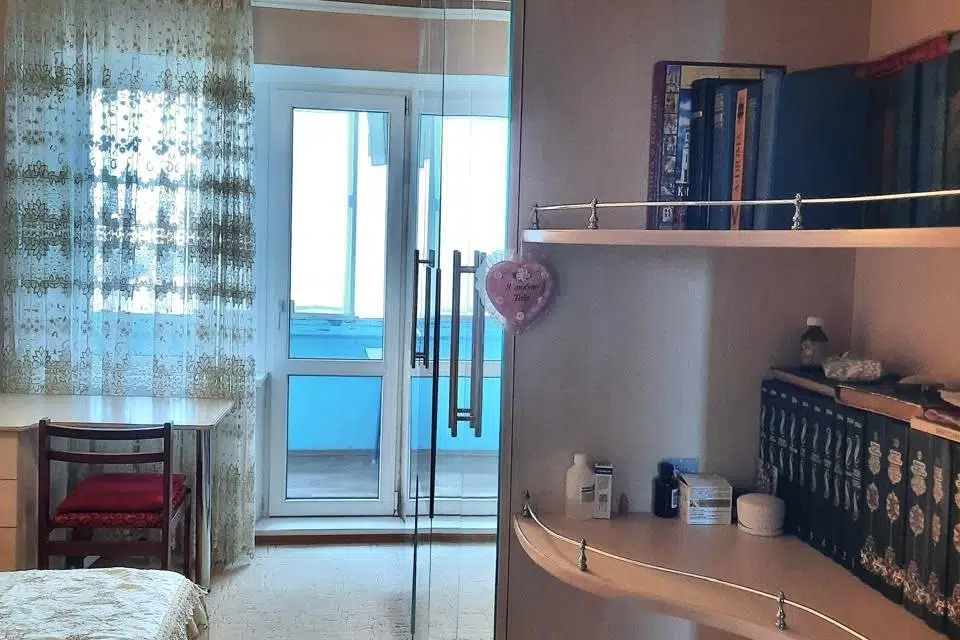 Продаётся 3-комнатная квартира, 64 м²