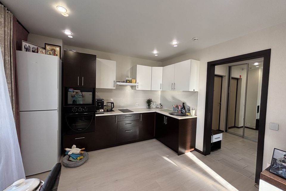 Продаётся 3-комнатная квартира, 50.3 м²