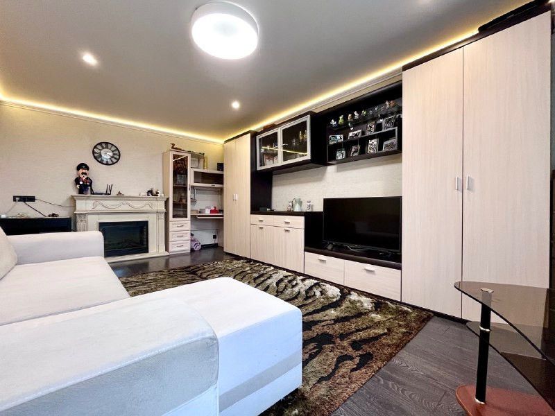 Продаётся 3-комнатная квартира, 64.1 м²