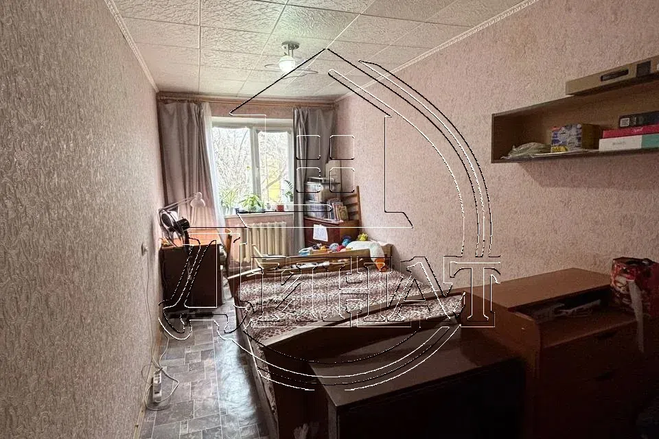 Продаётся 3-комнатная квартира, 57.8 м²