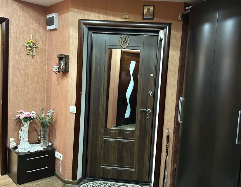 Продаётся 2-комнатная квартира, 58.3 м²