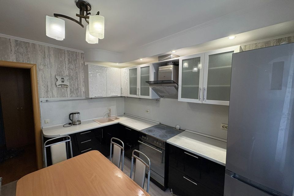 Продаётся 2-комнатная квартира, 58.2 м²