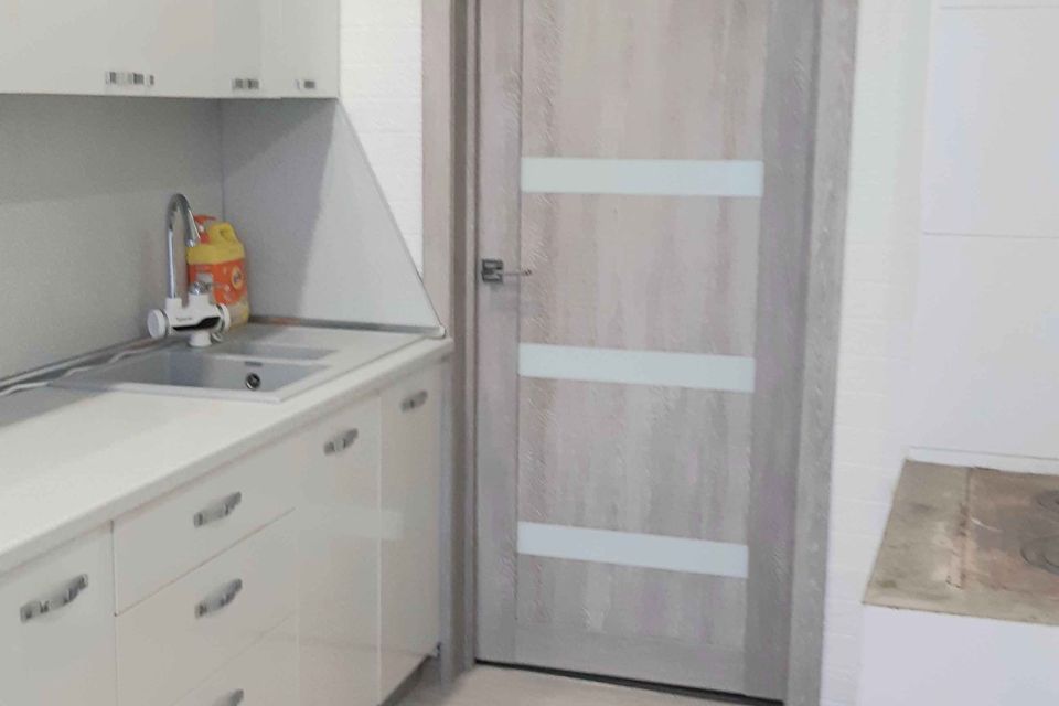 Продаётся 3-комнатная квартира, 62.3 м²