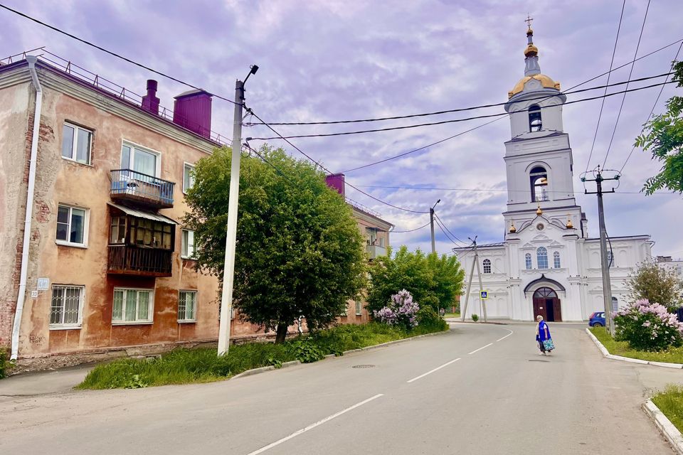 Продаётся 2-комнатная квартира, 40.7 м²