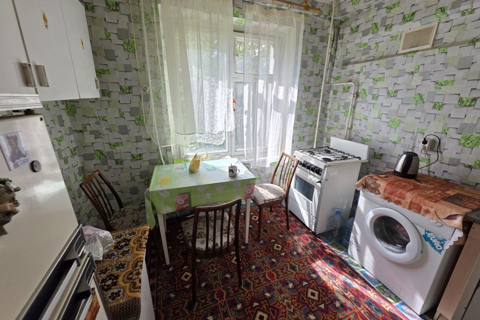 Продаётся 1-комнатная квартира, 34 м²