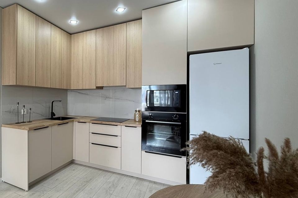 Продаётся 2-комнатная квартира, 65 м²