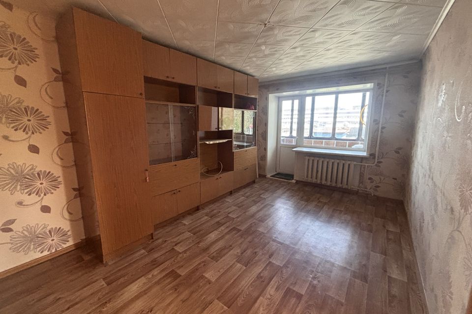 Продаётся 3-комнатная квартира, 50.2 м²