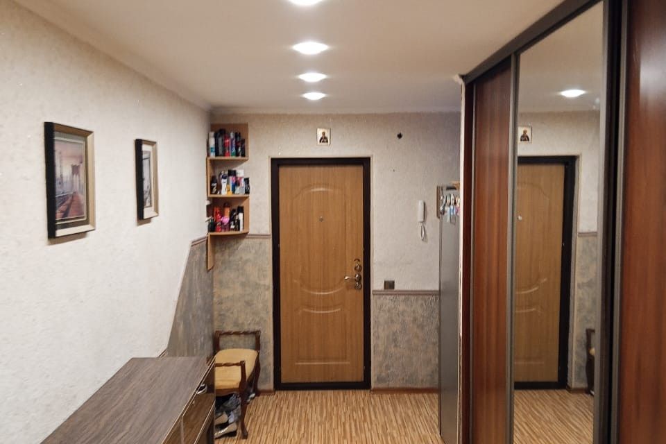 Продаётся 3-комнатная квартира, 60.4 м²