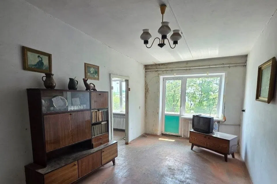 Продаётся 3-комнатная квартира, 55.9 м²