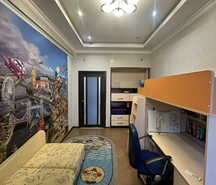 Продаётся 2-комнатная квартира, 65.1 м²