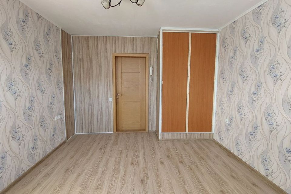 Продаётся комната в 3-комн. квартире, 12.6 м²
