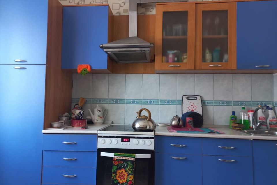 Продаётся 3-комнатная квартира, 63.5 м²