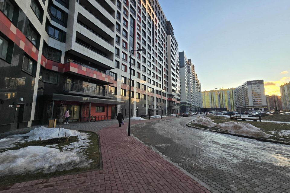Продаётся 1-комнатная квартира, 35.7 м²