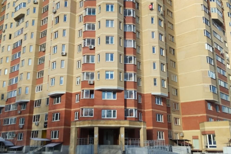 Продаётся 1-комнатная квартира, 39.7 м²