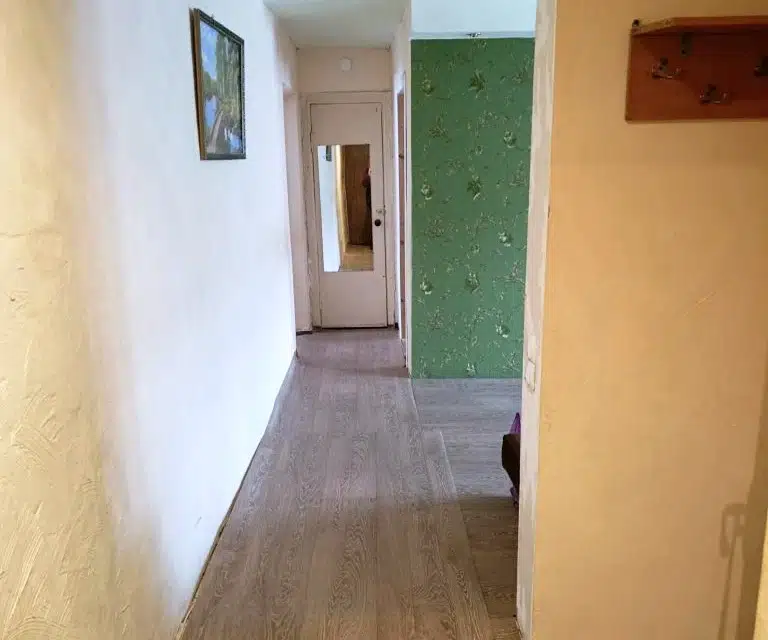 Продаётся 3-комнатная квартира, 56.7 м²