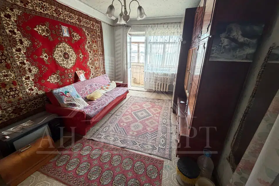 Продаётся 1-комнатная квартира, 32 м²