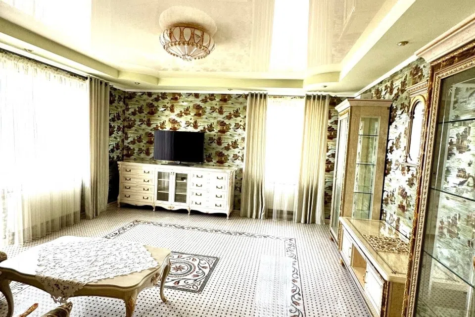 Продаётся 3-комнатная квартира, 74 м²