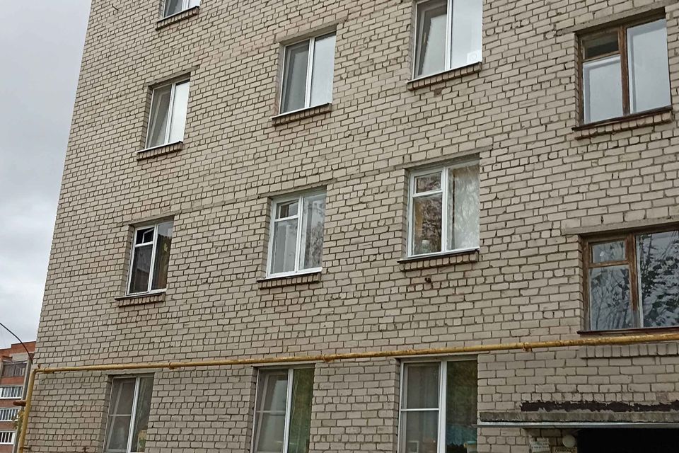 Продаётся 3-комнатная квартира, 50.7 м²