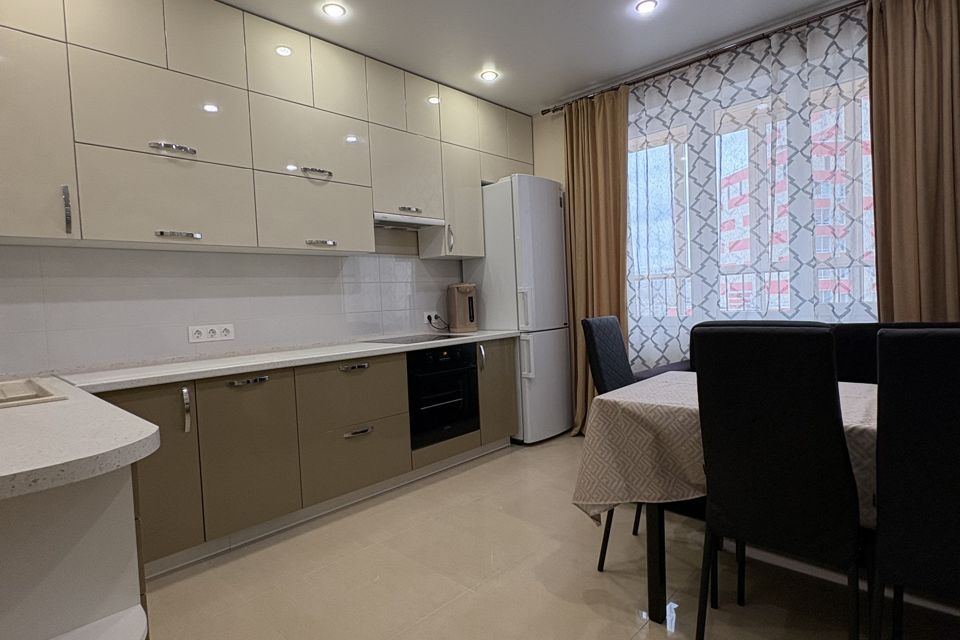 Продаётся 3-комнатная квартира, 96.2 м²