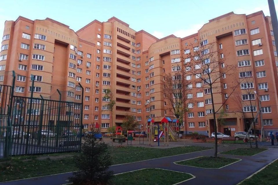 Продаётся 2 комнаты в 2-комн. квартире, 30.9 м²