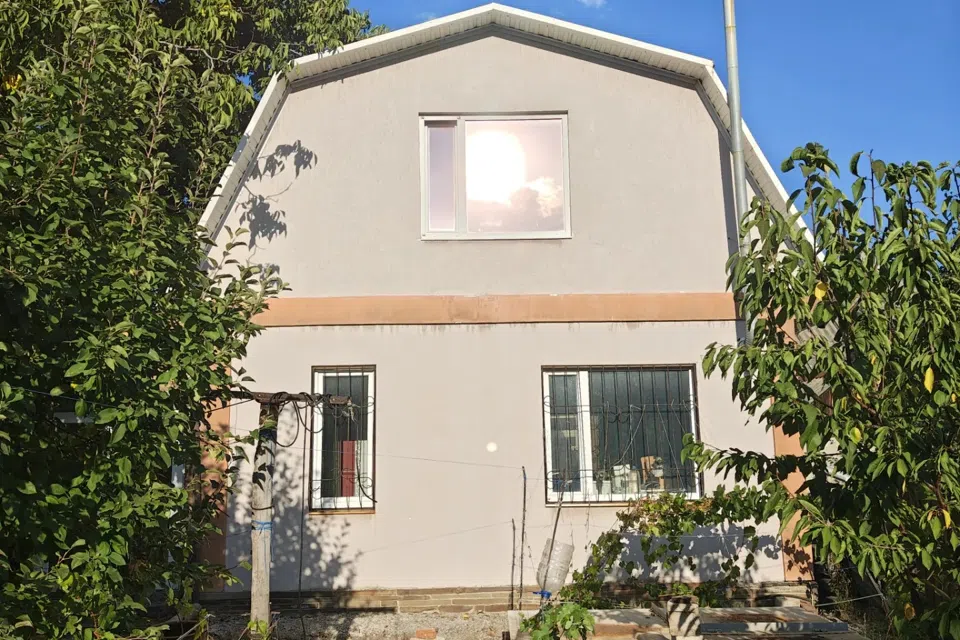 Продаётся 2-этажный дом, 80 м²