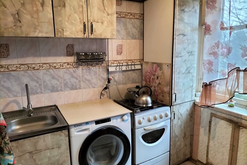 Продаётся 3-комнатная квартира, 57.7 м²