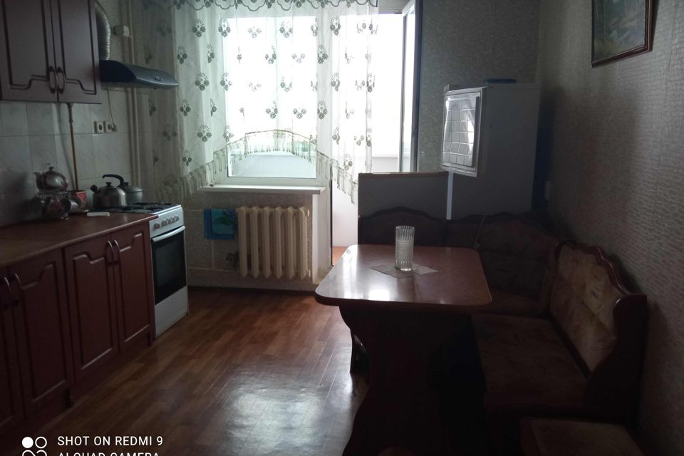 Продаётся 3-комнатная квартира, 75.8 м²