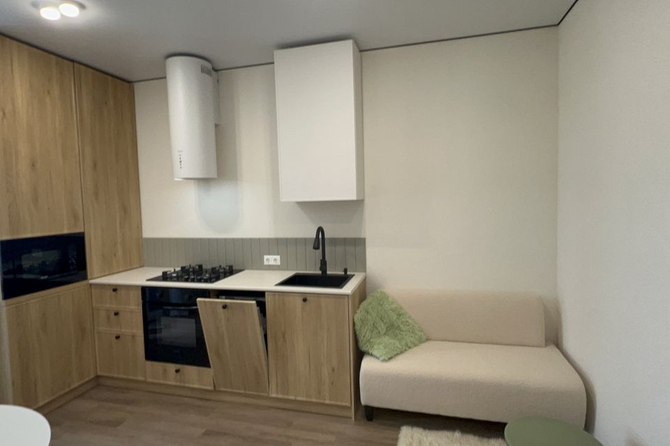 Продаётся 2-комнатная квартира, 53 м²