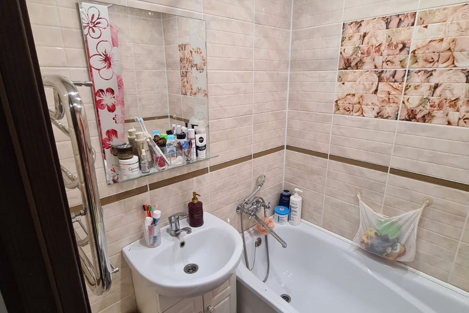 Продаётся 3-комнатная квартира, 65 м²