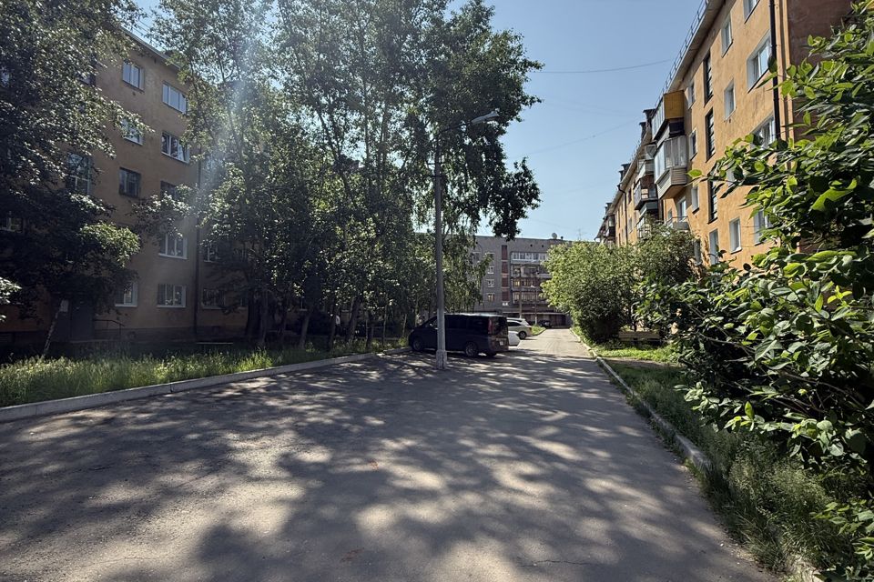 Продаётся 2-комнатная квартира, 42.4 м²
