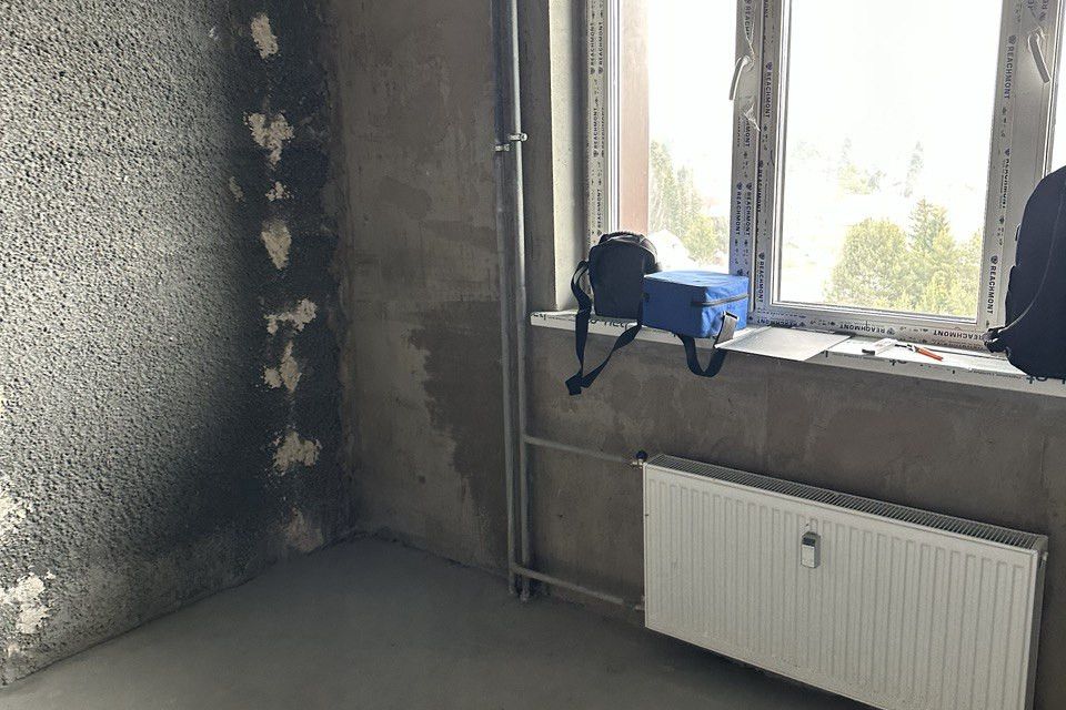 Продаётся 1-комнатная квартира, 43 м²