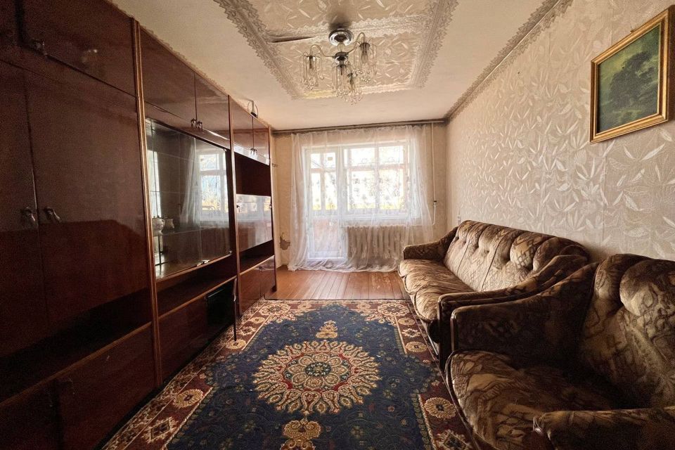 Продаётся 3-комнатная квартира, 61.9 м²