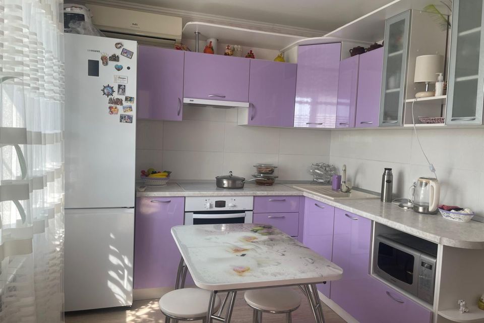 Продаётся 1-комнатная квартира, 40.7 м²