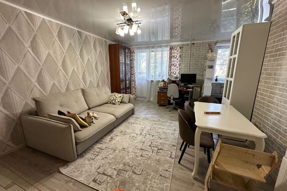 Продаётся 3-комнатная квартира, 58 м²