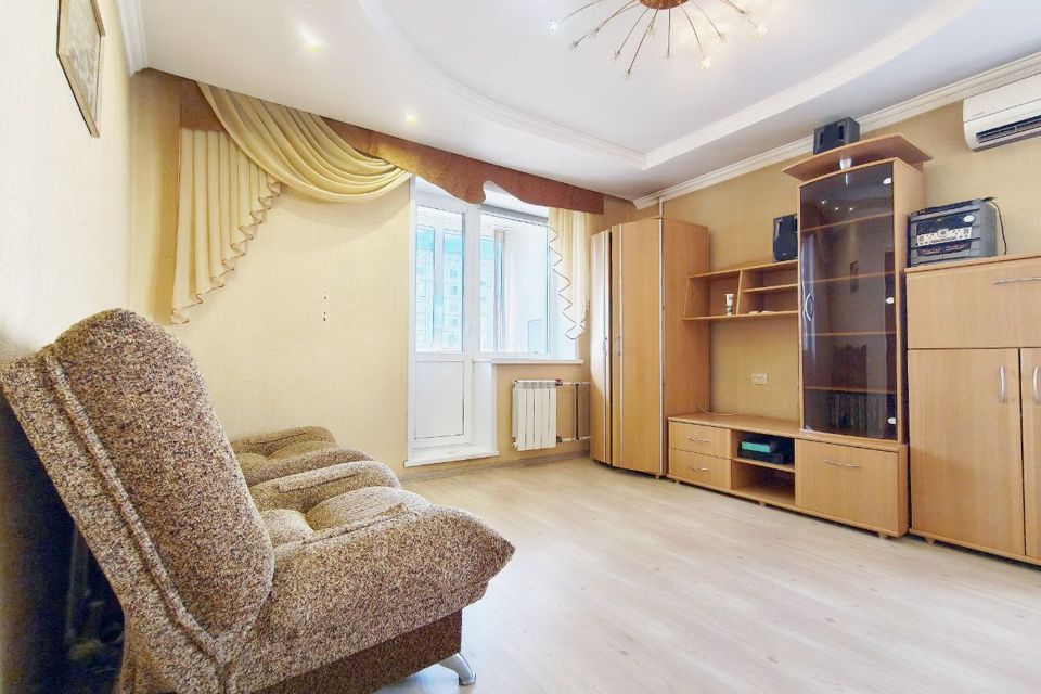 Продаётся 1-комнатная квартира, 38.4 м²