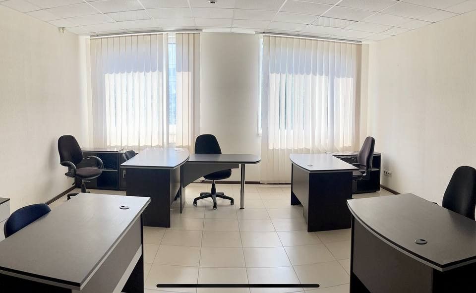 Сдаётся офис, 250 м²