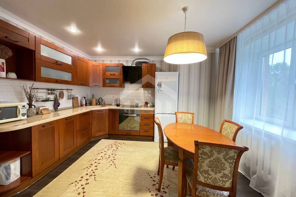 Продаётся 2-комнатная квартира, 70 м²