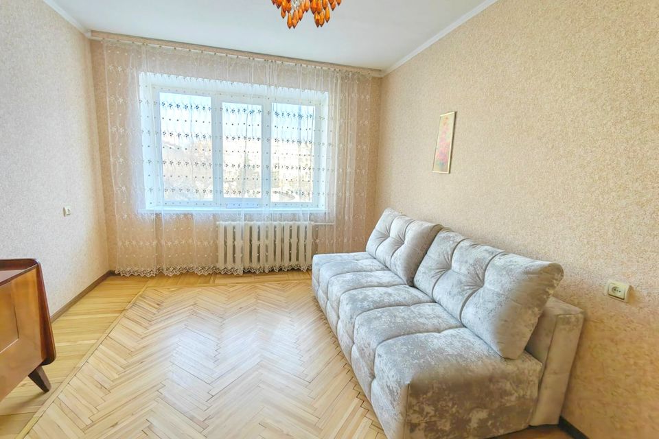 Продаётся 3-комнатная квартира, 60 м²