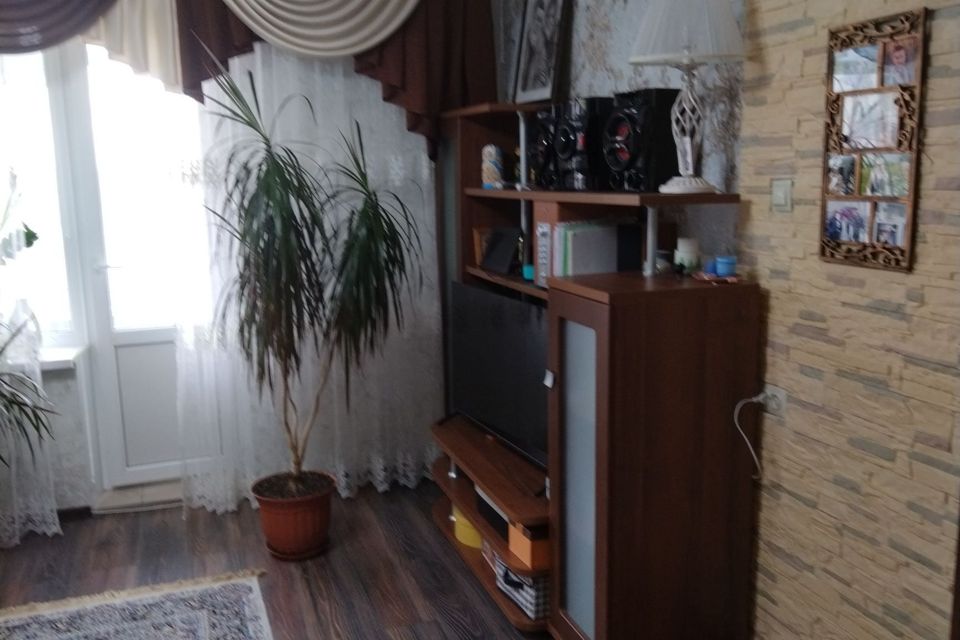 Продаётся 3-комнатная квартира, 65.8 м²