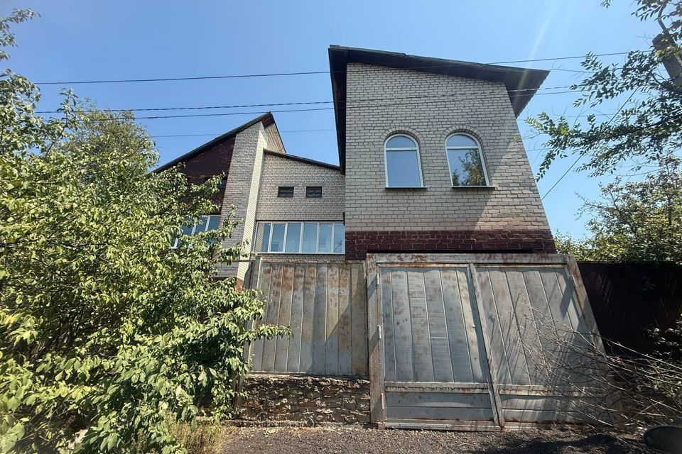 Продаётся 2-этажный дом, 511 м²