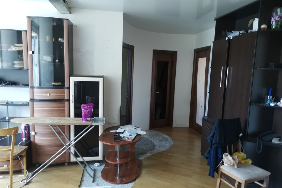 Продаётся 3-комнатная квартира, 63 м²