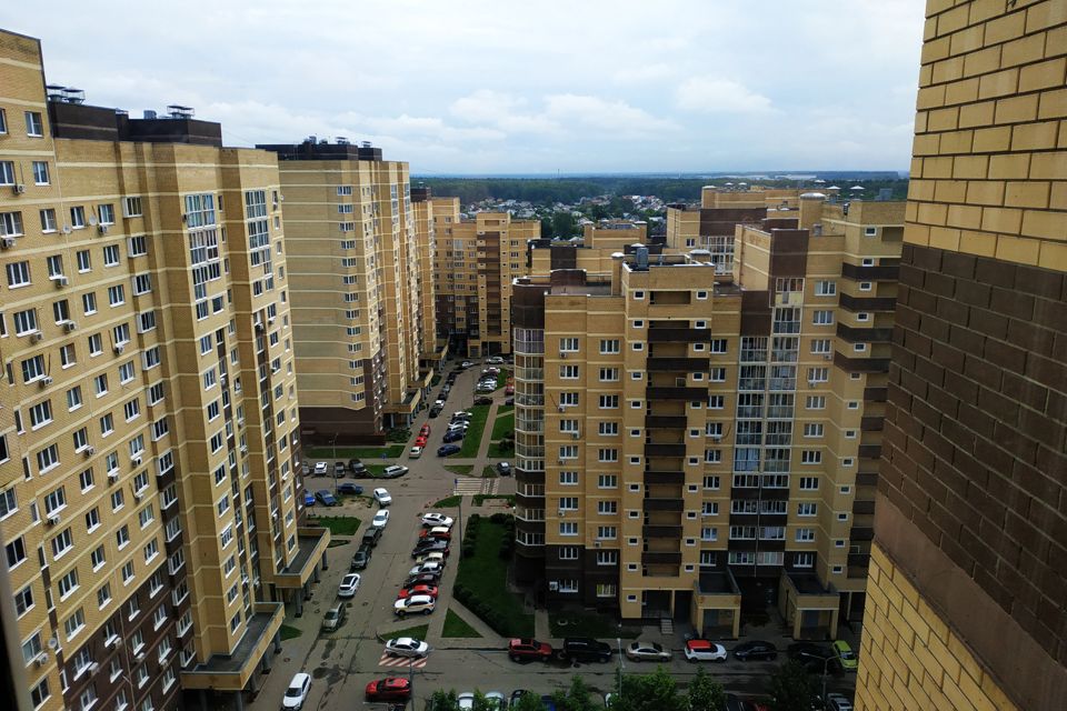 Продаётся 2-комнатная квартира, 60.2 м²