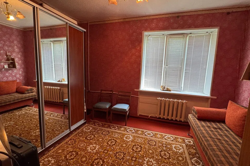 Продаётся 4-комнатная квартира, 67 м²