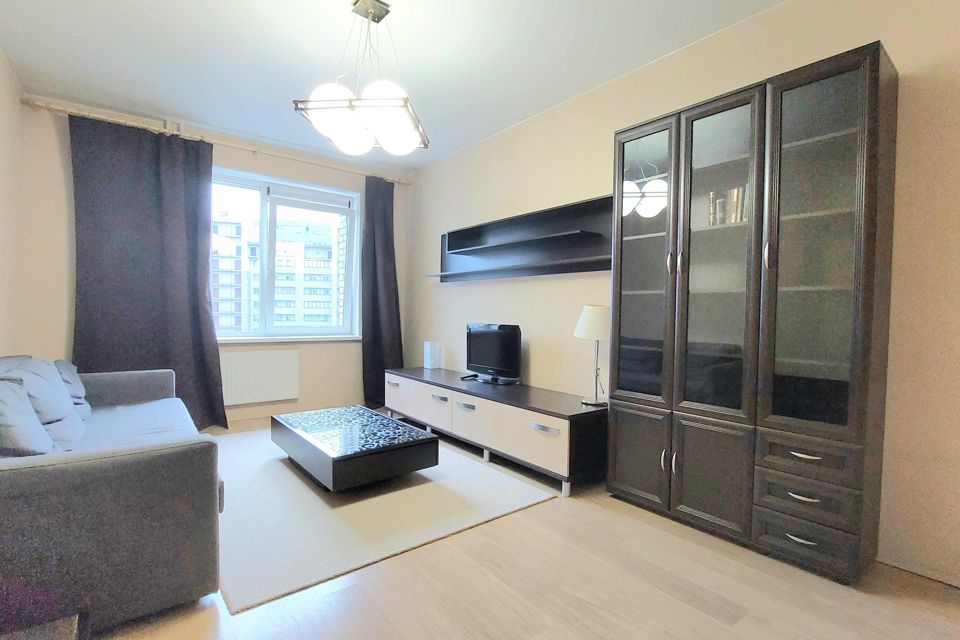 Продаётся 2-комнатная квартира, 73.8 м²