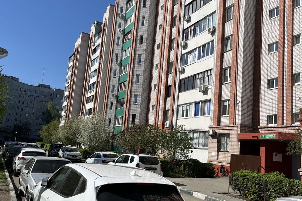 Продаётся 3-комнатная квартира, 90 м²