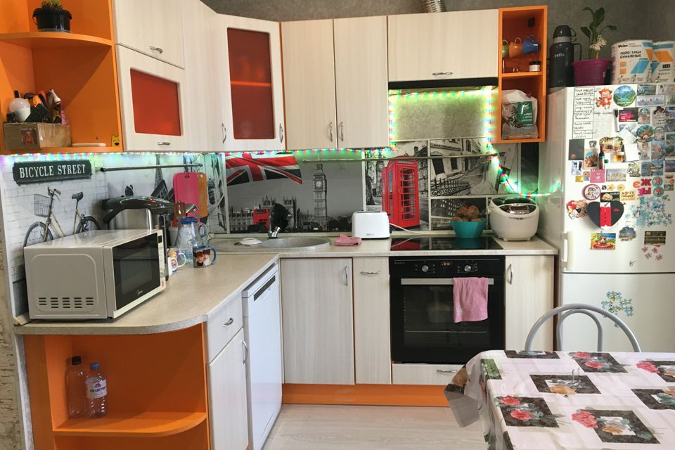 Продаётся 1-комнатная квартира, 30.8 м²
